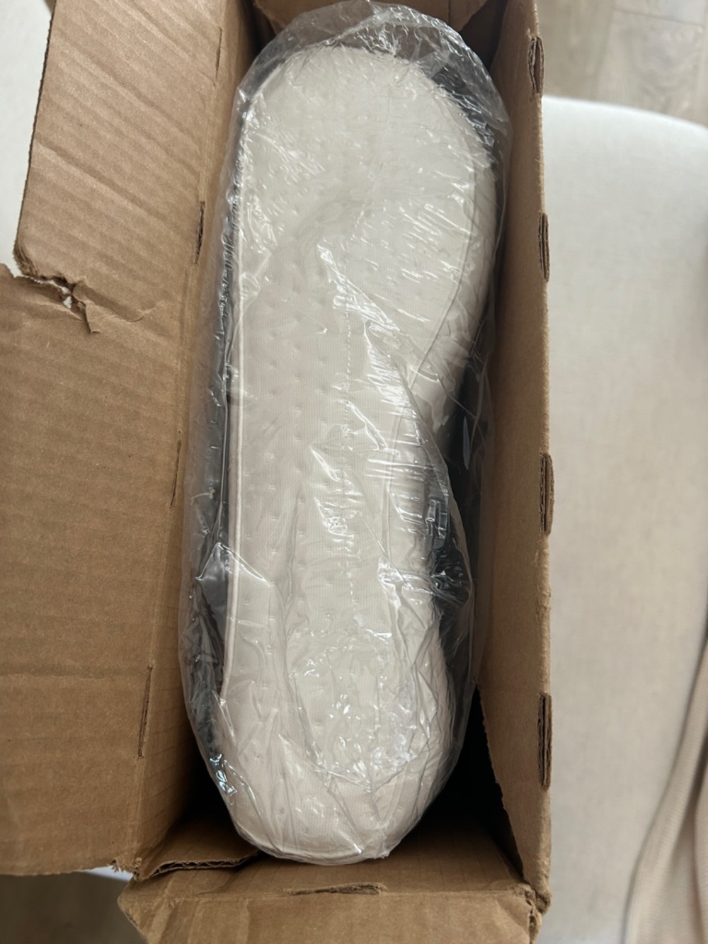 TEMPUR-Pedic Neck Pillow, Standard Medium, NWT Open box - Picture 6 of 9